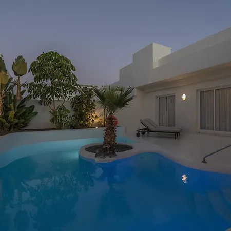 Exclusive In Bahiazul With Heated Pool