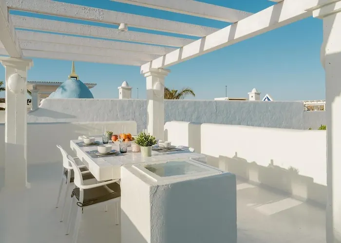 Villa Exclusive In Bahiazul With Heated Pool